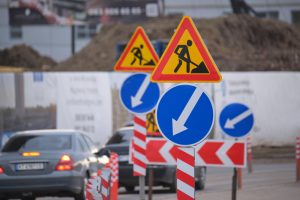 Señalética y demarcación vial: herramientas clave para la prevención de riesgos
